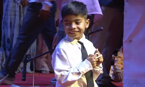 గచ్చుపలకల మ్యూజిక్.. నెటిజన్లను ఆకట్టుకున్న న్యూ ట్రెండ్!