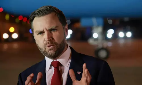 చాట్‌జీపీటీతో రాసినట్లున్నాయి.. ఇరాన్ ప్రతిపాదనలపై జేడీ వాన్స్ షాకింగ్ కామెంట్స్!