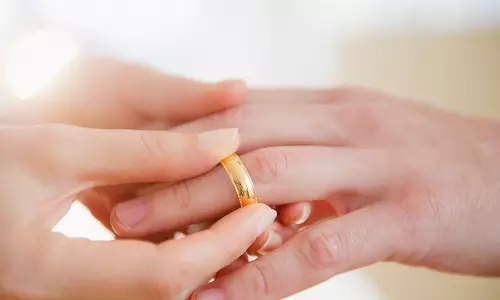 వివాహానికి దూరంగా ఉన్నారా.. అయితే క్యాన్సర్ వస్తుంది జాగ్రత్త..