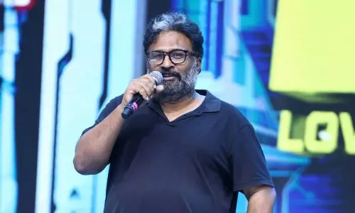 న‌య‌న్ హ‌బ్బీని రాజ్ కుమార్ హిరాణీతో పోలిక‌!