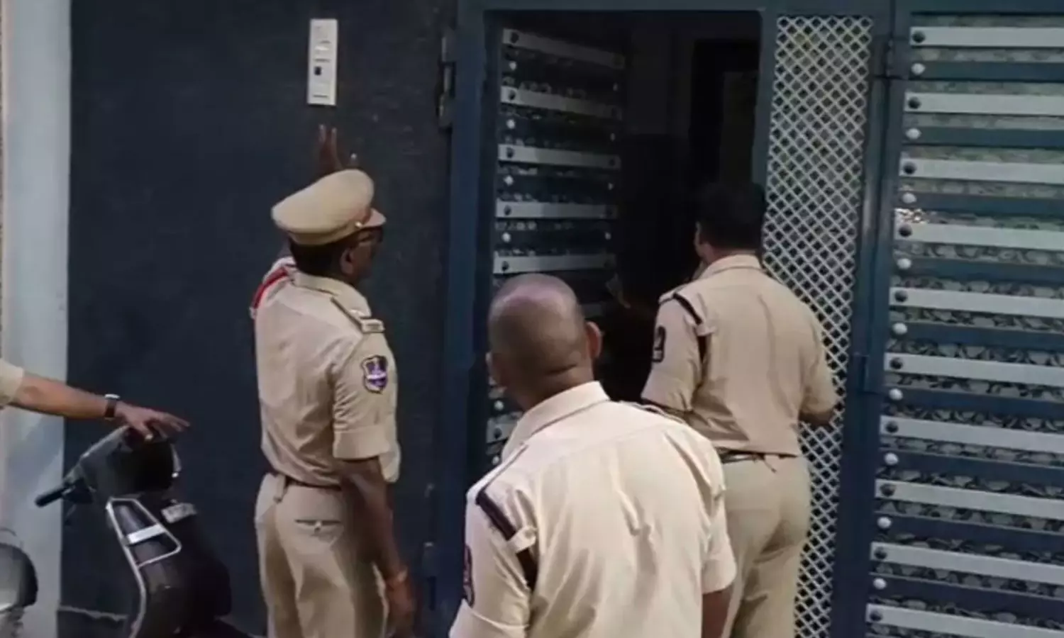 250 మందికి డ్రగ్స్ పరీక్షలు నిర్వహించగా, 190 మంది రౌడీషీటర్లకు డ్రగ్స్ పాజిటివ్