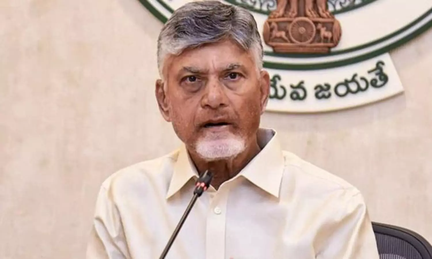 అందుకే ఎన్టీఆర్ కేబినెట్ రద్దు చేశారు... మంత్రులకు బాబు క్లాస్