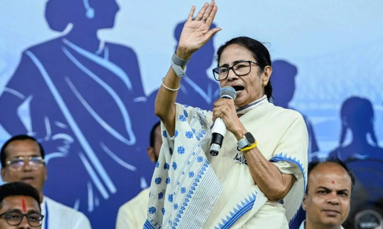 నందిగ్రామ్ లో ఓడిన మమతకు భవానీపూర్ లో టఫ్ ఫైట్