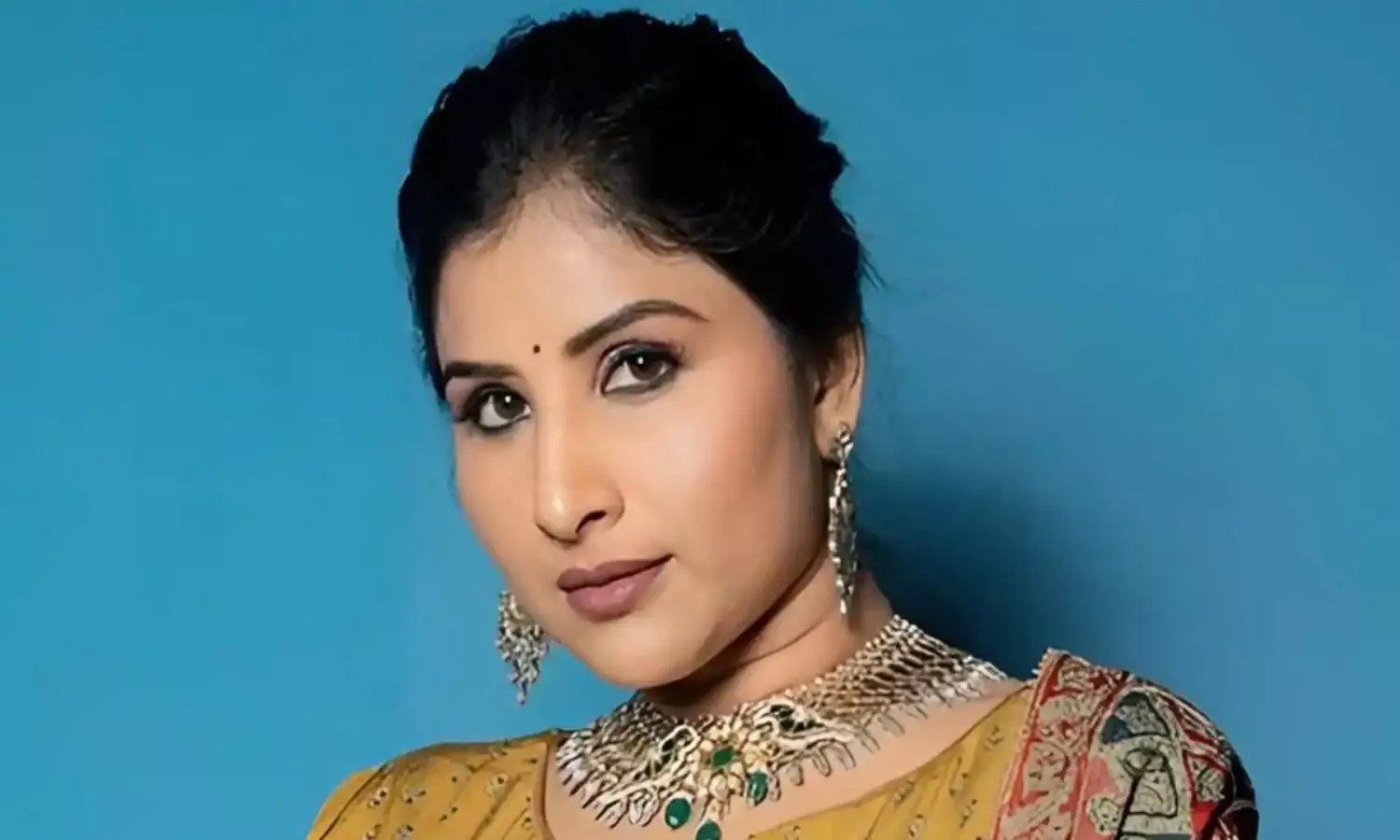 మరో వివాదంలో మంగ్లీ.. అసలేం జరిగిందంటే?