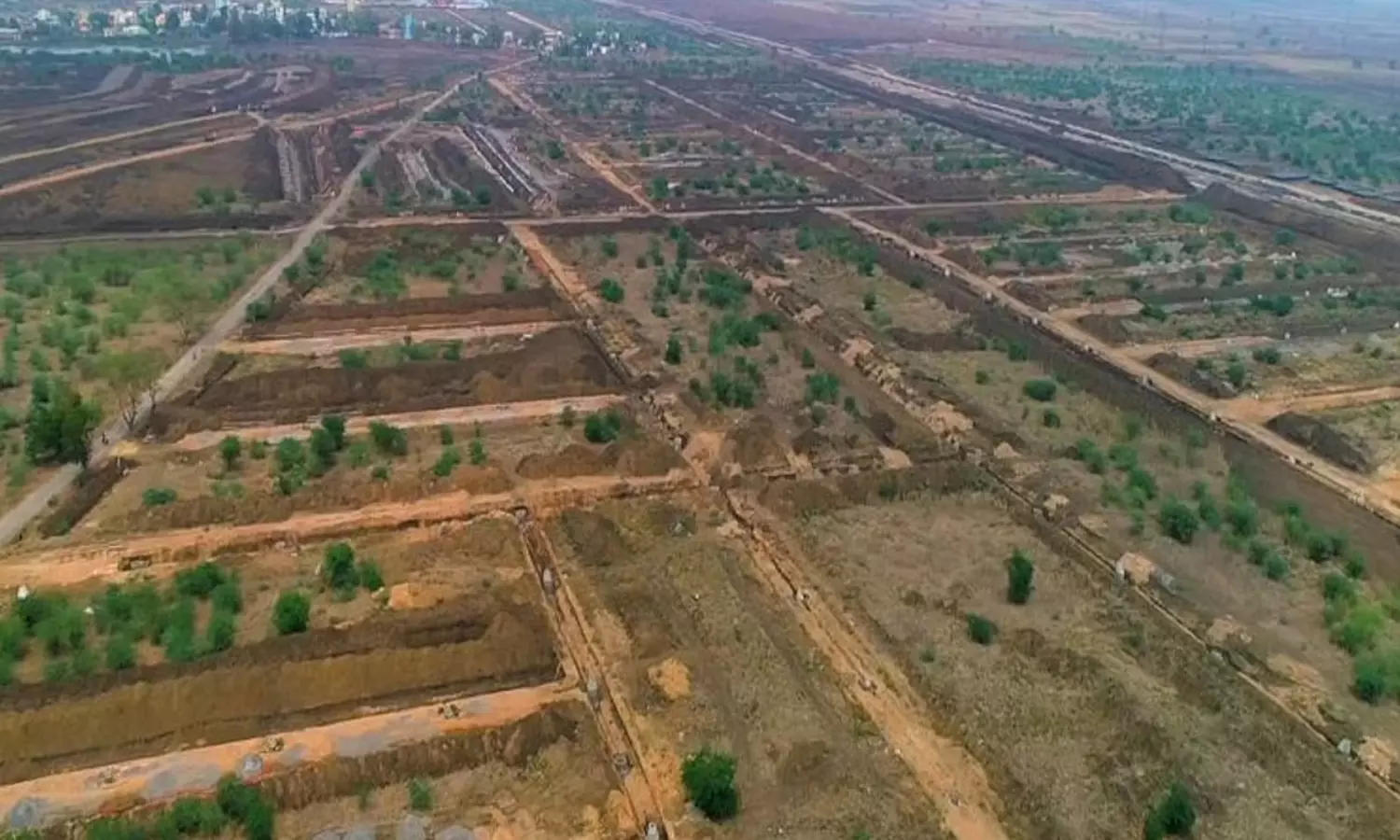 చ‌ట్ట‌బ‌ద్ధ‌త మేలు:  ఫ‌స్ట్ డే 1000 ఎక‌రాలు!