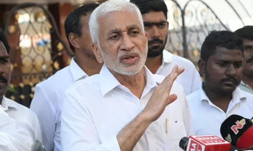 మీడియా రంగంలోకి విజయసాయిరెడ్డి.. అసలేంటి కథ?