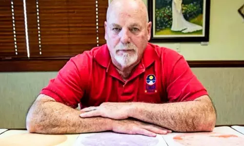 మూన్ రియల్ ఎస్టేట్.. 100 కోట్లు ఆర్జించిన రియల్టర్!