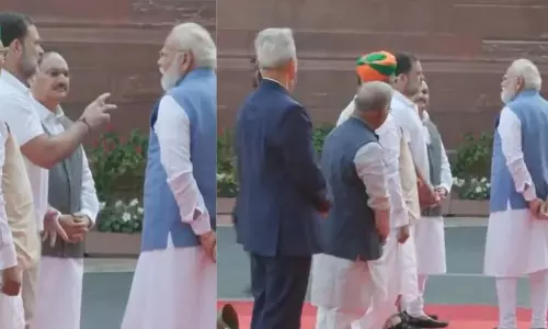 మోడీ విత్ రాహుల్...ఎంత బావుందో !