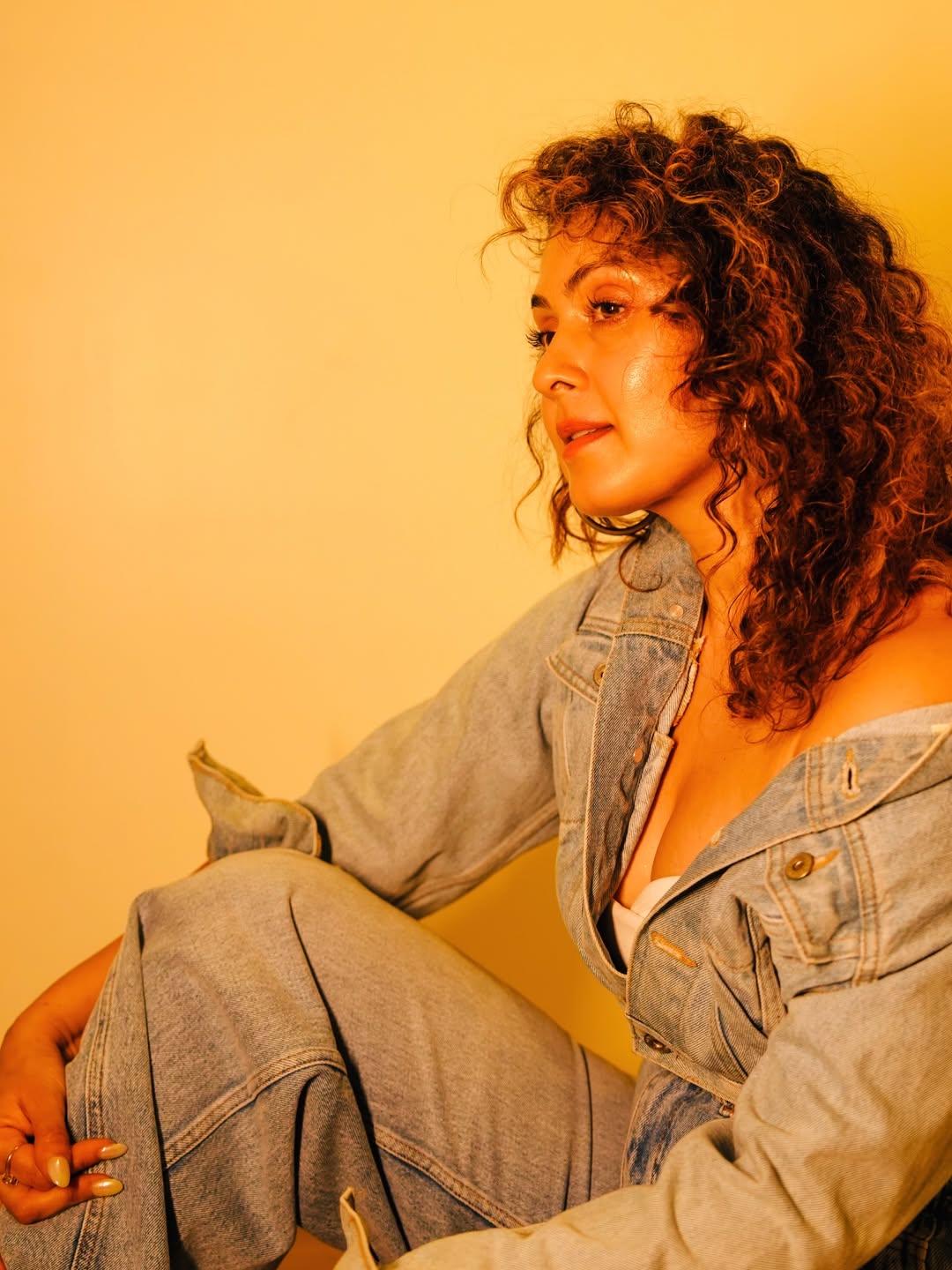 Manjari Fadnnis Stuns in Chic Denim-On-Denim Fashion Look