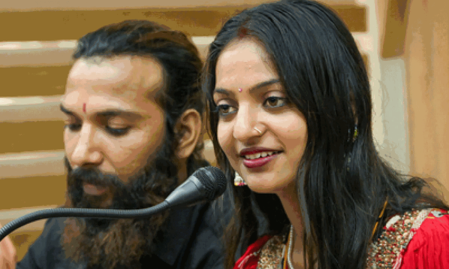 కుంభమేళా బ్యూటీ మోనాలిసా మిస్సింగ్.. కేసులో కొత్త ట్విస్ట్