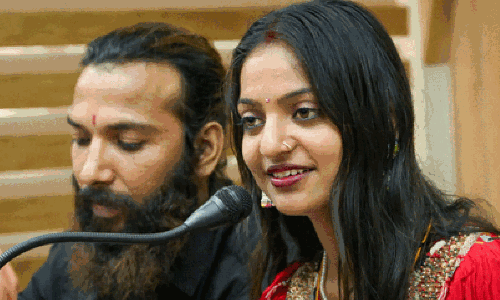 కుంభమేళా బ్యూటీ మోనాలిసా మిస్సింగ్.. కేసులో కొత్త ట్విస్ట్