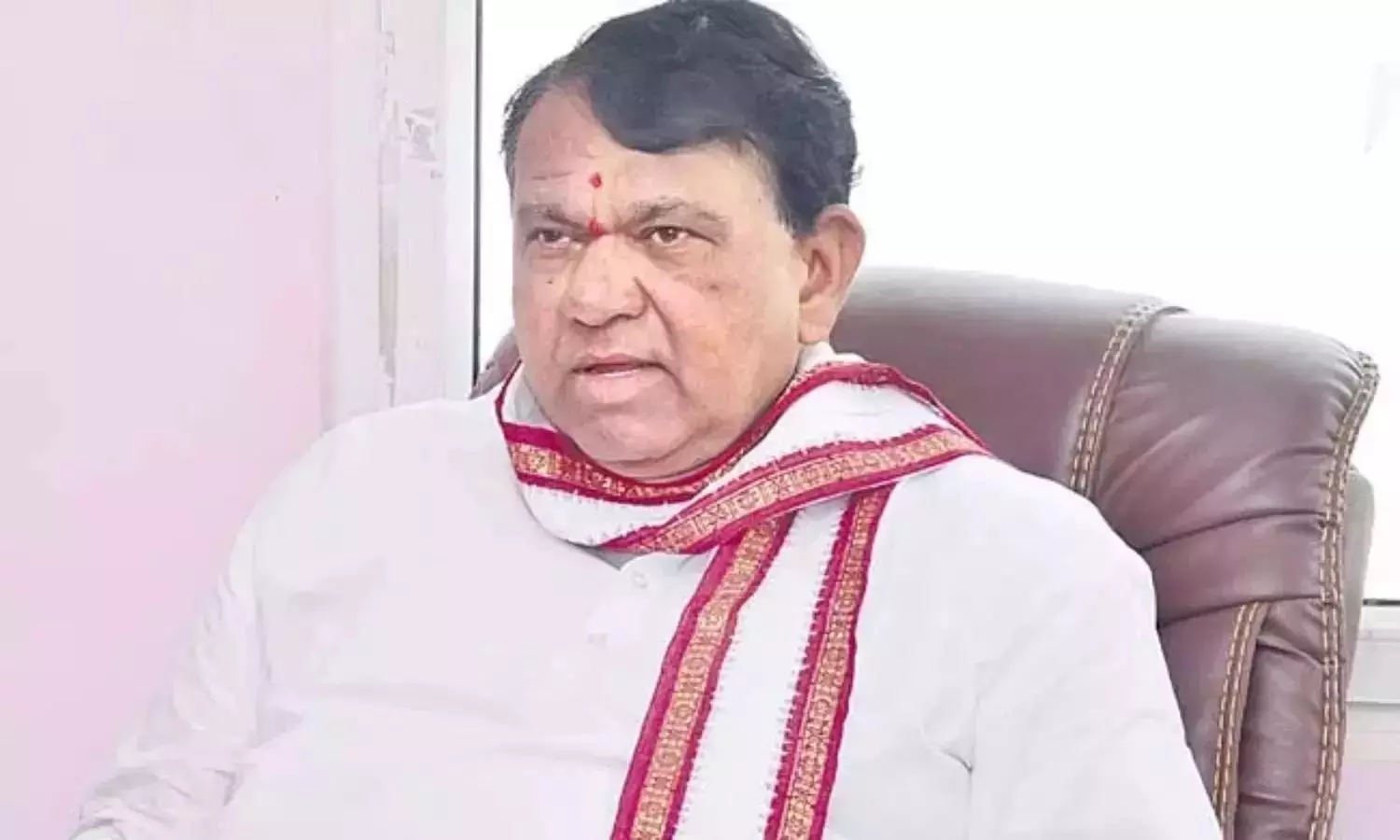 జీవన్ రెడ్డి బాటలో పోచారం నడుస్తారా..? పార్టీలో గుబులు.. ఇటీవల ఆయన వ్యాఖ్యలే నిదర్శనం..! జీవన్ రెడ్డి బాటలో పోచారం నడుస్తారా..? పార్టీలో గుబులు.. ఇటీవల ఆయన వ్యాఖ్యలే నిదర్శనం..!