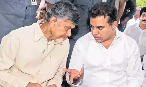 బాబుని పొగుడుతున్న కేటీఆర్...వ్యూహాత్మకమా ?