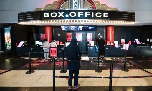 ఓవర్సీస్‌లో 200 కోట్ల క్లబ్: బాక్సాఫీస్ వద్ద మనదే హవా