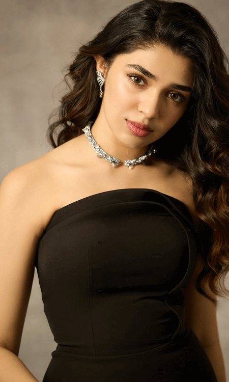 Krithi Shetty Stuns in Black Strapless Gown with Dreamy Look