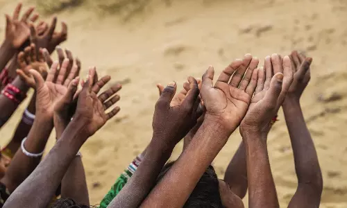 పేదరికం కోరల్లోకి ప్రపంచం....యుద్ధం తెచ్చిన ఫలితం