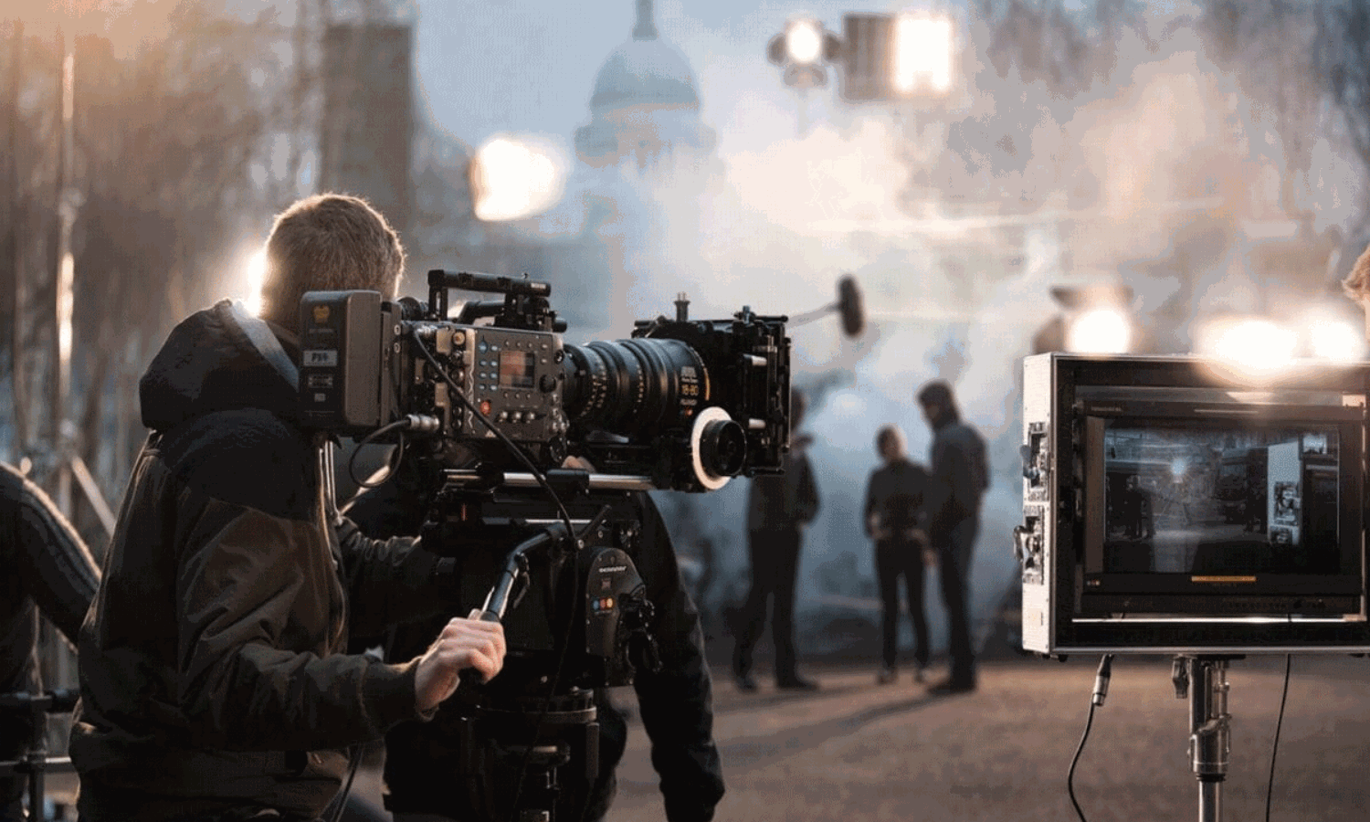 గ్లోబల్ క్రైసిస్.. టాలీవుడ్ షూటింగ్స్ మారుతున్నాయా?