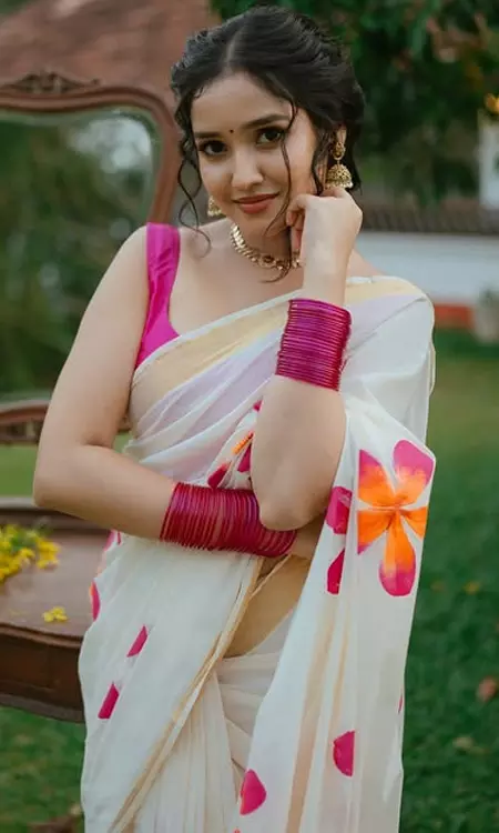 Anikha Surendran Glows in Festive Vishu Saree Look