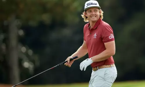 కేవ‌లం గోల్ఫ్ ఆట ఆడి 1861 కోట్లు సంపాదించిన సామాన్యుడు