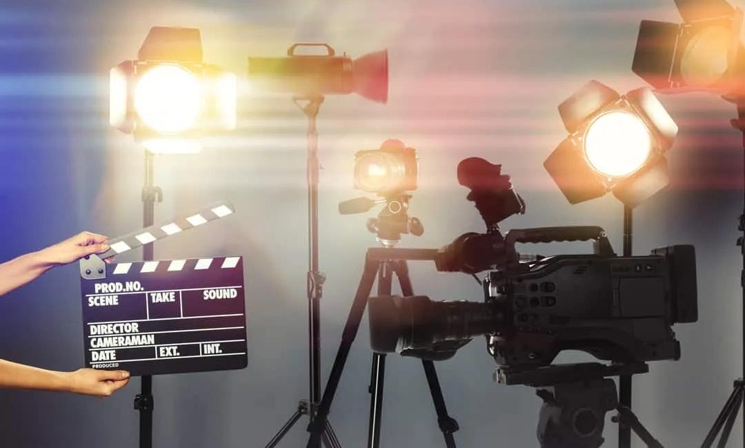 Hero Intervention in Director's Vision: Creative Collaboration or Creative Compromise?