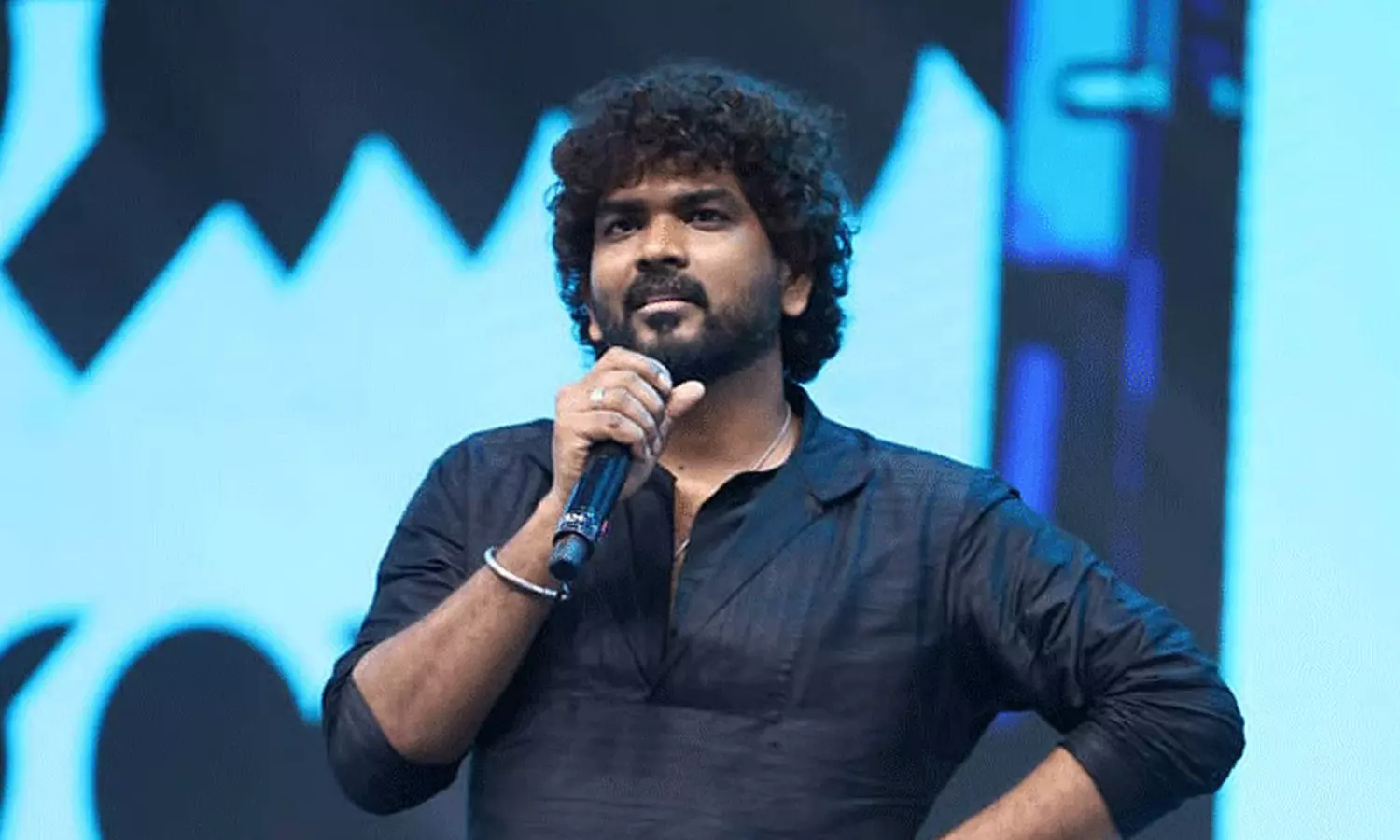 ఎవరేం చేసినా నా దగ్గర డబ్బులు లేవు.. విఘ్నేష్ షాకింగ్ కామెంట్స్