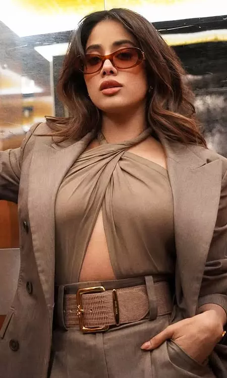 Janhvi Kapoor Turns Heads in Stylish Outfit