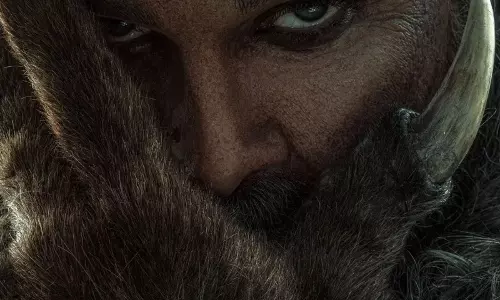 లెజెండ్స్ స‌ర‌స‌న  అల్లు అర్జున్!