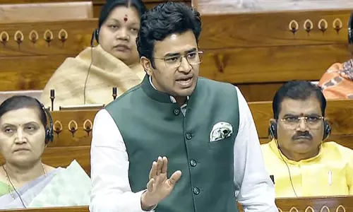 తెలంగాణపై విషం : తేజస్వీ సూర్యపై కేటీఆర్, కవిత తీవ్ర విమర్శలు