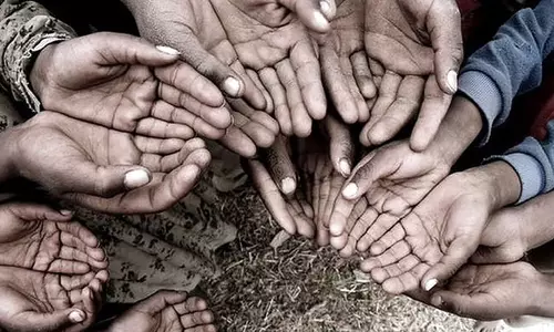 4 కులాల్లోనే 40శాతం మంది పేదలు!