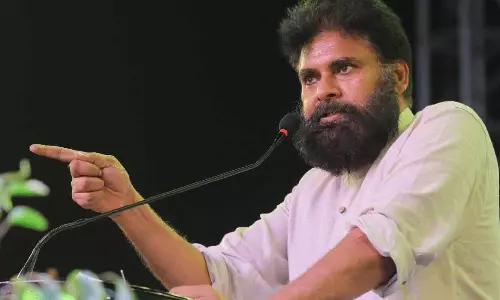 వైసీపీ విషయంలో పవన్ స్టాండ్ మారిందా ?