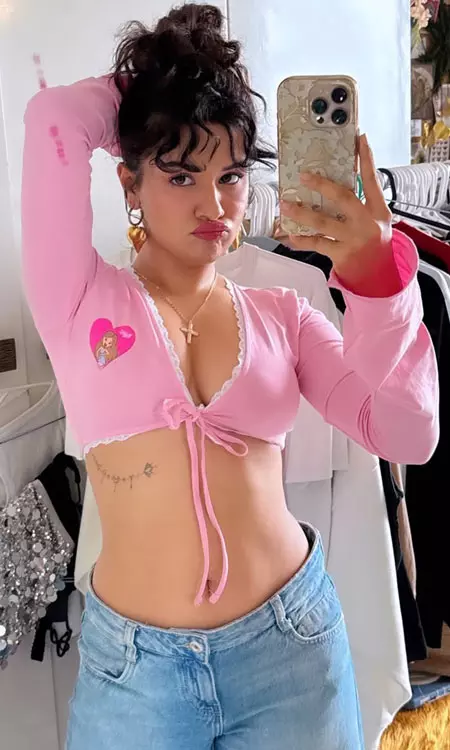 Avneet Kaur Rocks Casual Glam In Trendy Pink Outfit