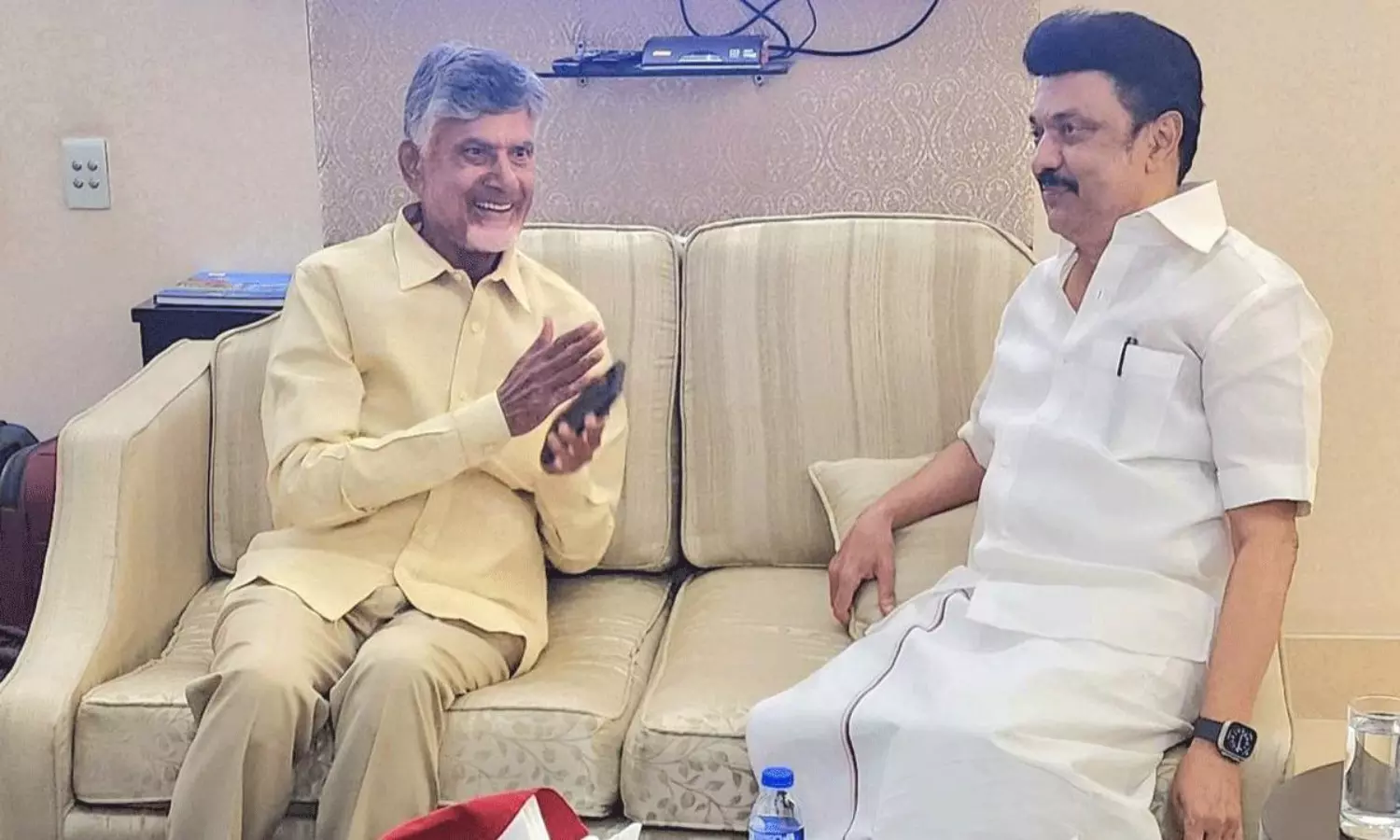 స్టాలిన్ ని ఢీ కొడుతున్న బాబు