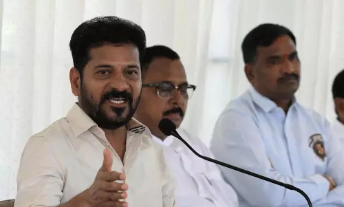 రేవంత్ మాట.. ‘పార్లమెంటులో ఏ బిల్లు మీద ఓటింగ్‌ జరిగినా తలుపులు మూస్తారు’