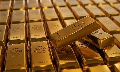 బంగారం తులం రూ. 2 లక్షలకు చేరనుందా..? ఆ నివేదికలు చెప్తున్నదేంటి..?