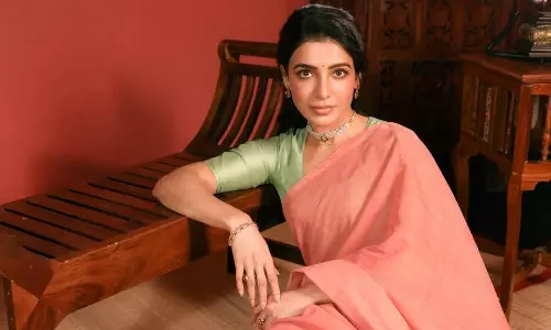 వెంకటగిరి చీరలో సమంత హొయలు.. కొత్త సినిమా ముచ్చట్లు!