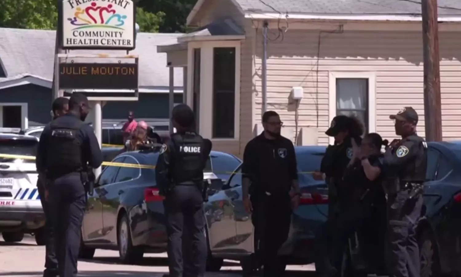 అమెరికాలో భార్యతో గొడవ పడి ఎనిమిది మంది చిన్నారులను పొట్టనబెట్టుకున్న మాజీ సైనికుడు