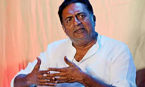 ప్ర‌కాష్‌రాజ్ బ్యాన్‌..నెట్టింట పెరుగుతున్న డిమాండ్‌!