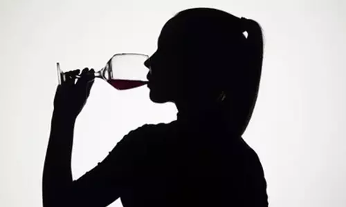 అతిగా మద్యం సేవించడంపై ప్ర‌ఖ్యాత గాయ‌ని పశ్చాత్తాపం!