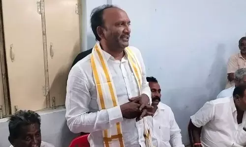 లీకులపై లీకులు: ఆమంచి వారి దారెటు.. !