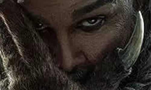 బన్నీ రాకా.. ఆ ట్రెండ్ నే అంతా ఫాలో అవుతున్నారా?