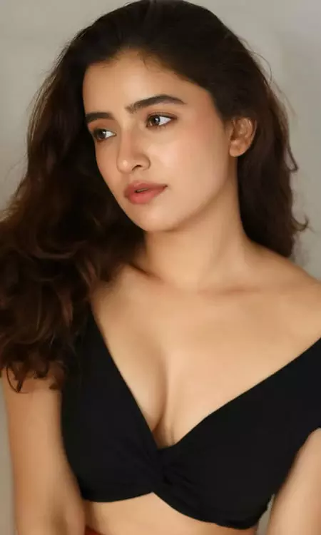 Rukshar Dhillon Beauty in Silence, Power in Style