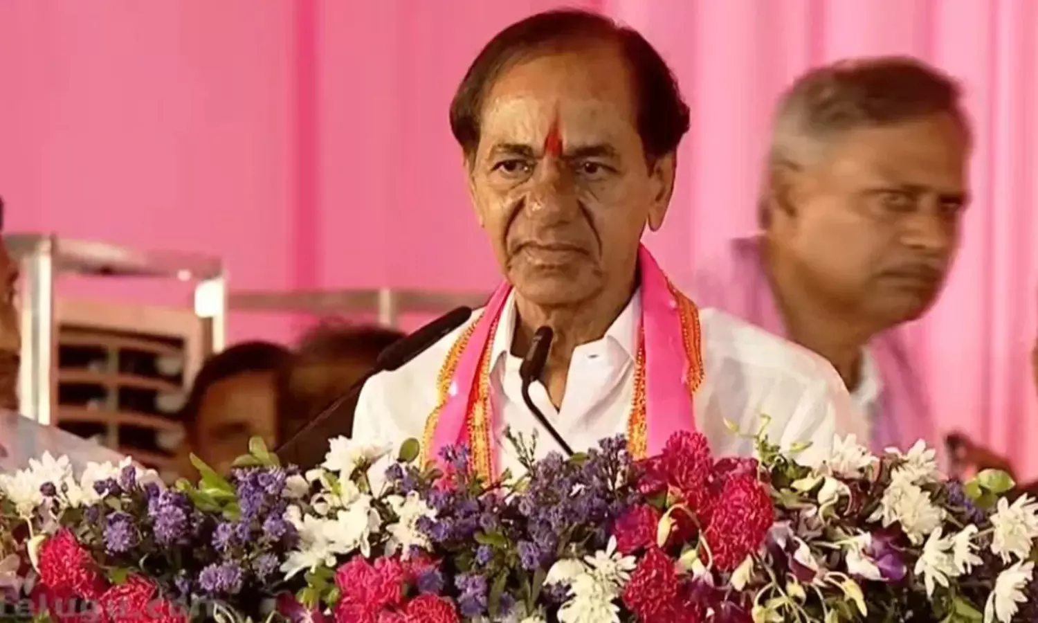 హైడ్రాపై కేసీఆర్ ఘాటు వ్యాఖ్యలు.. ఒక్క రోజులోనే తొలగిస్తామని హామీ..