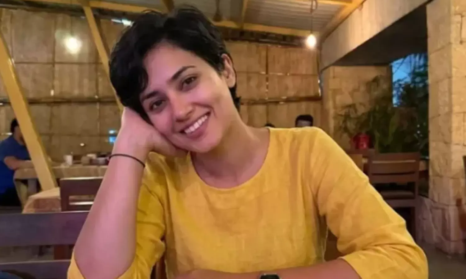 ఔరా! అసలు ఒక మనిషే కాదు.. AI మోడ‌ల్ సంపాద‌న నెల‌కు ల‌క్ష‌!