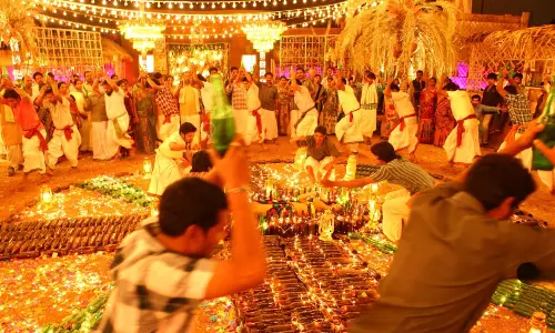 ఐటం భామ‌ల కార‌ణంగా నెల‌ల స‌మ‌యం వృద్దా!