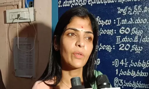 స్టూడెంట్స్‌పై వేధింపుల ఆరోపణలు నిజమే.. శైలజ క్లారిటీ!