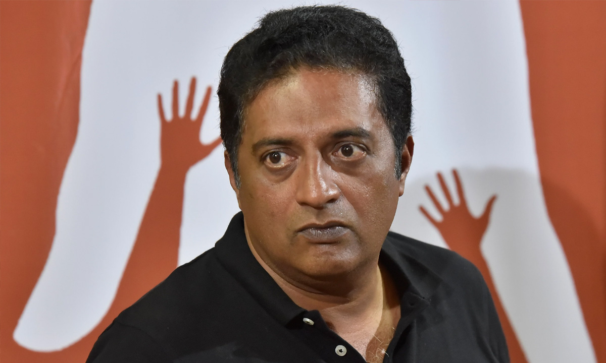 Polash Raj ప్రకాష్రాజ్ను చంపండి.. నేను జైలుకు వెళ్తా!: బీజేపీ నేత నోటి దూల ...