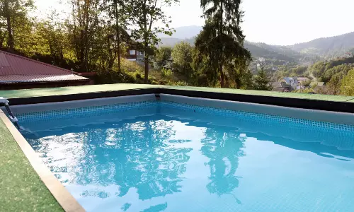 ని రాజాపుష్ప ప్రావిన్సియా అపార్ట్‌మెంట్‌ స్విమ్మింగ్ పూల్‌లో పడి చిన్నారి మృతి!