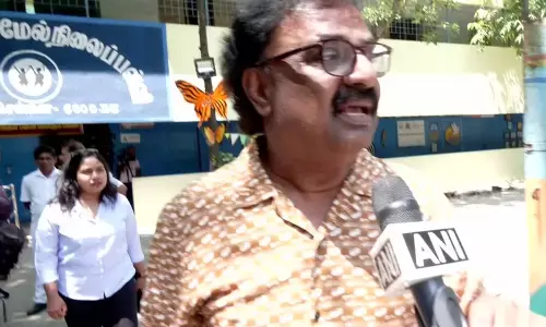 ఓటు ఎవరికి వేశానో చెప్పేసిన వీటీవీ గణేష్.. మరీ ఇంత టాలెంటా బాబూ!