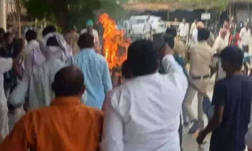 బలి దానాల దిశగా ఆర్టీసీ సమ్మె.. ప్రాణత్యాగానికి సిద్ధపడ్డ డ్రైవర్