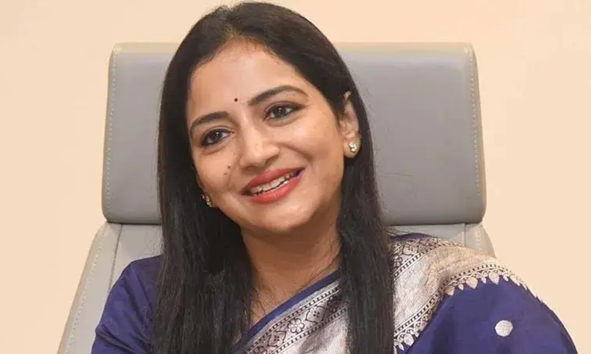 Prachet Reddy పుకార్లకు చెక్ పెట్టిన మల్లారెడ్డి కోడలు! | Preeti Reddy Clarifies BJP ...